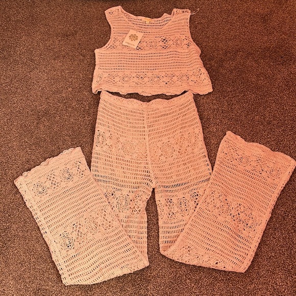Crochet tank and pant set - Picture 1 of 14